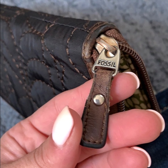 Fossil black white brown wallet with green pattern - Picture 7 of 7